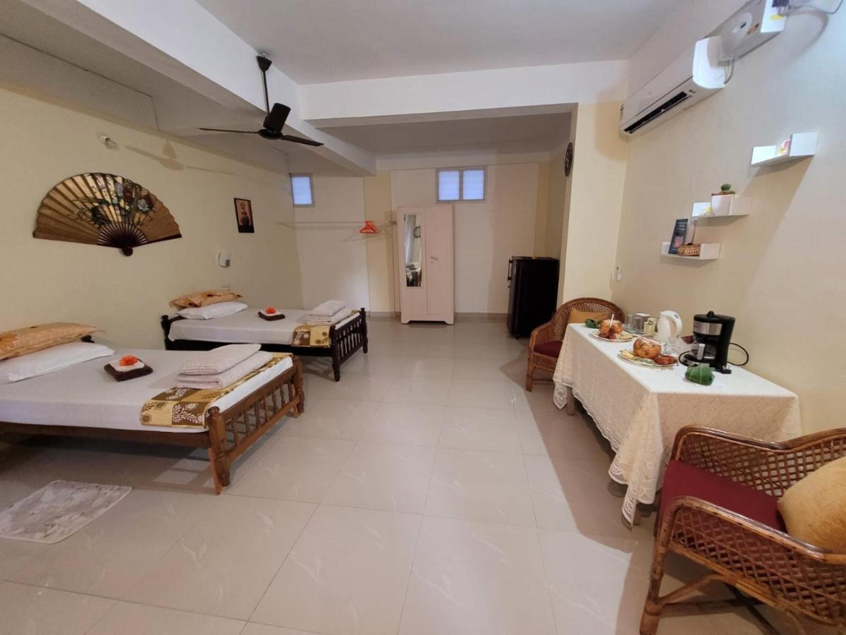 Sandy Beach Hotel Thiruvananthapuram Bagian luar foto